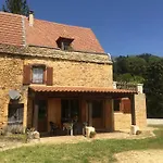 Maison De Montfort Vitrac (Dordogne)