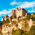 Maison De Montfort Hébergement de vacances *