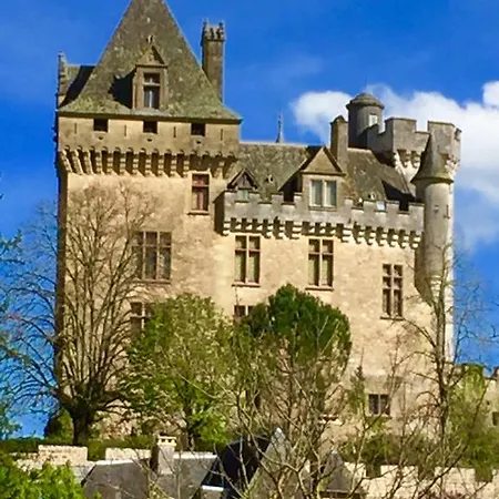 Maison De Montfort