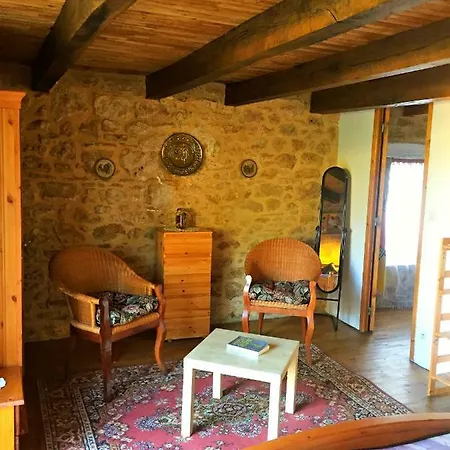 Maison De Montfort Holiday home