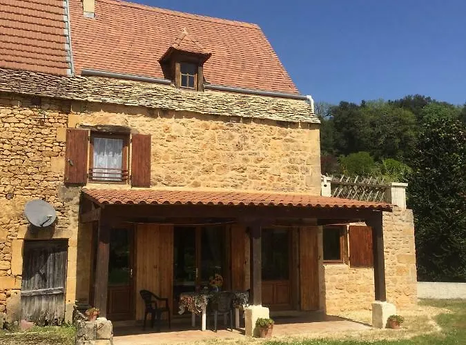 Maison De Montfort Vitrac (Dordogne)